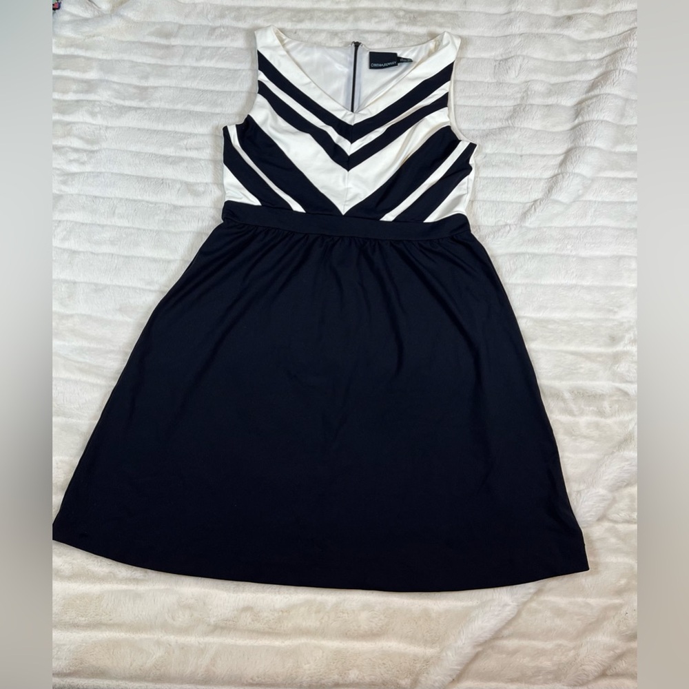 Cynthia Rowley M Black White Office Work Preppy Summer Spring Fit Flare Dress